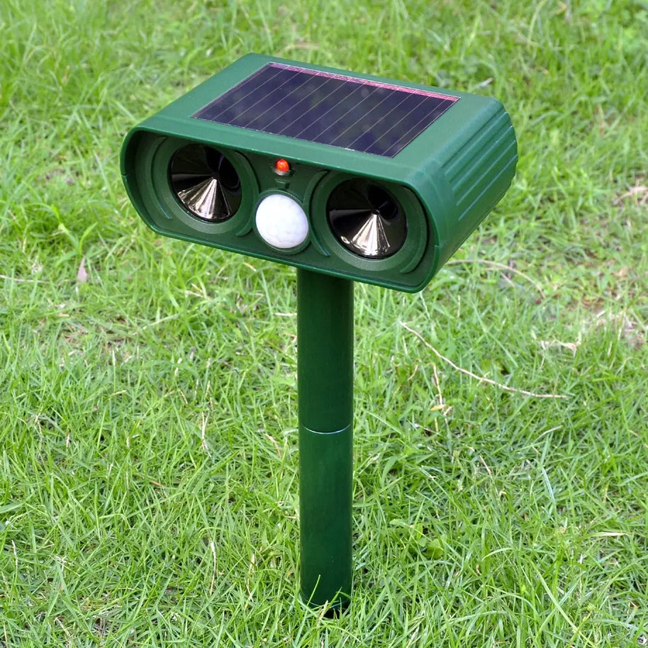 Solar Waterproof Ultrasonic Animal Repeller for Yard