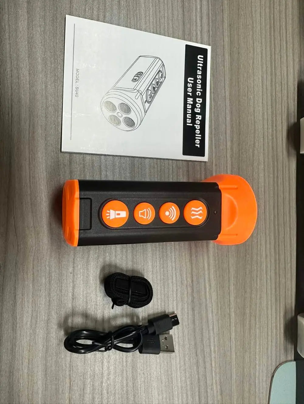 Professional Handheld Ultrasonic Dog Repeller for Barking